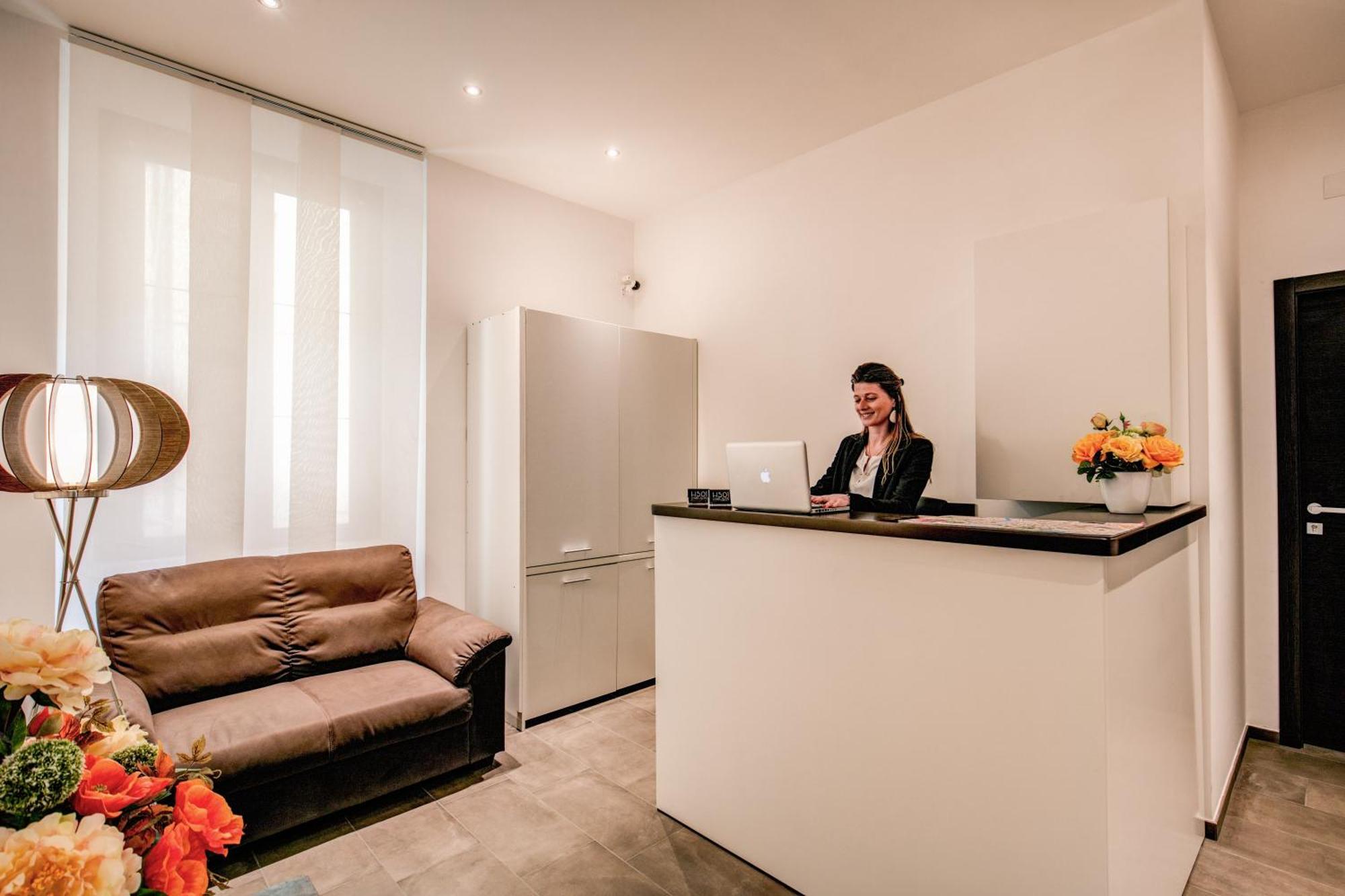 רומא H501 Luxury Rooms מראה חיצוני תמונה